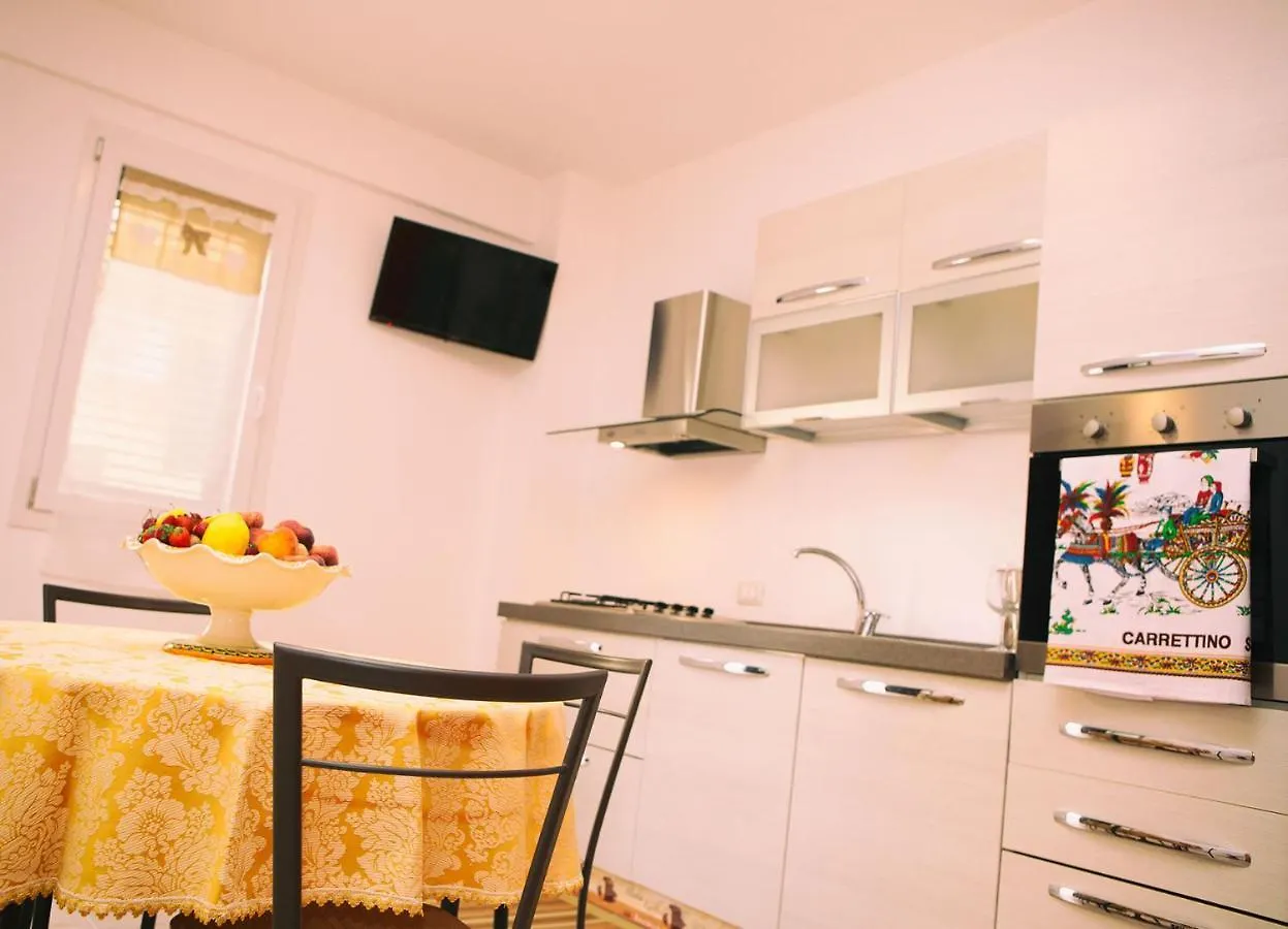 Bed and Breakfast La Trinacria Terrasini 2*,